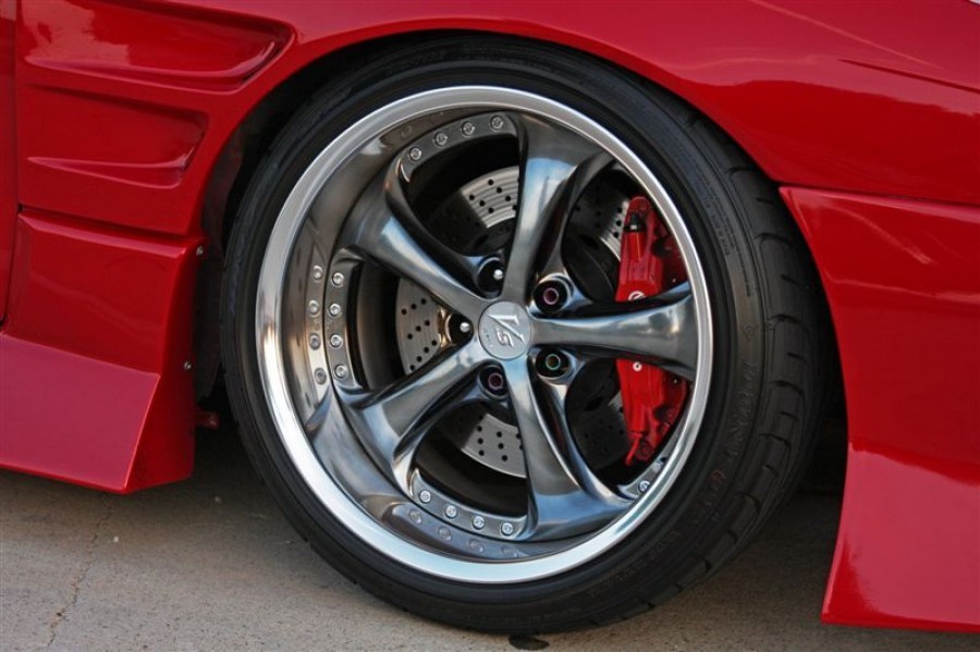 Nissan Silvia S14 roues Work VS-KF R18 9.5J ET-10 225/40 11J ET-20 255/35
