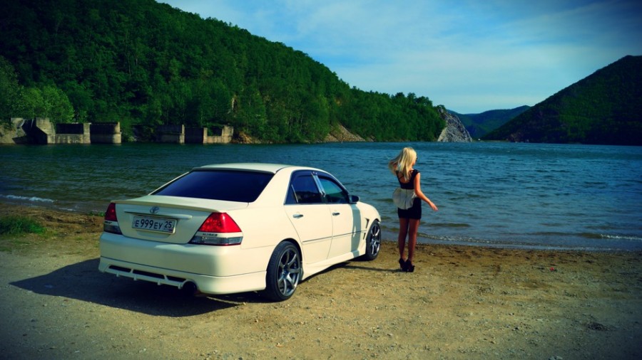Toyota Mark II 110 roues Work Emotion XT7 R18 8.5J ET32 9.5J ET20 The Punisher 