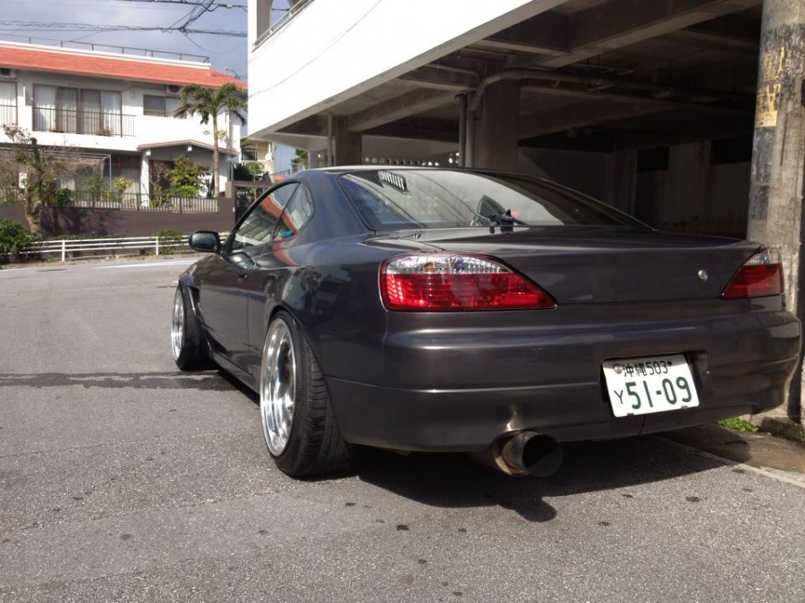 Nissan Silvia S15 roues SSR Professor SP1 R17 10J ET-1 235/40 R18 225/35