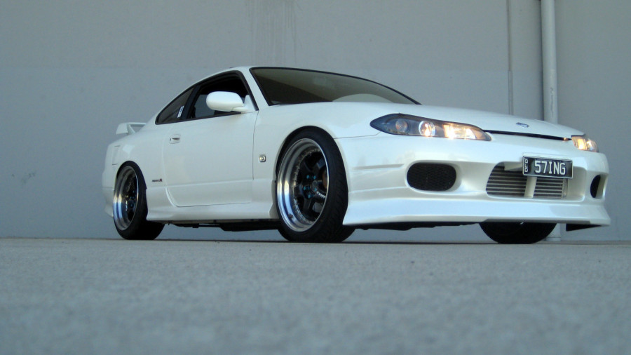 Nissan Silvia S15 roues Work Meister S1 3P R18 8.5J ET24 215/30 10J ET30 235/30