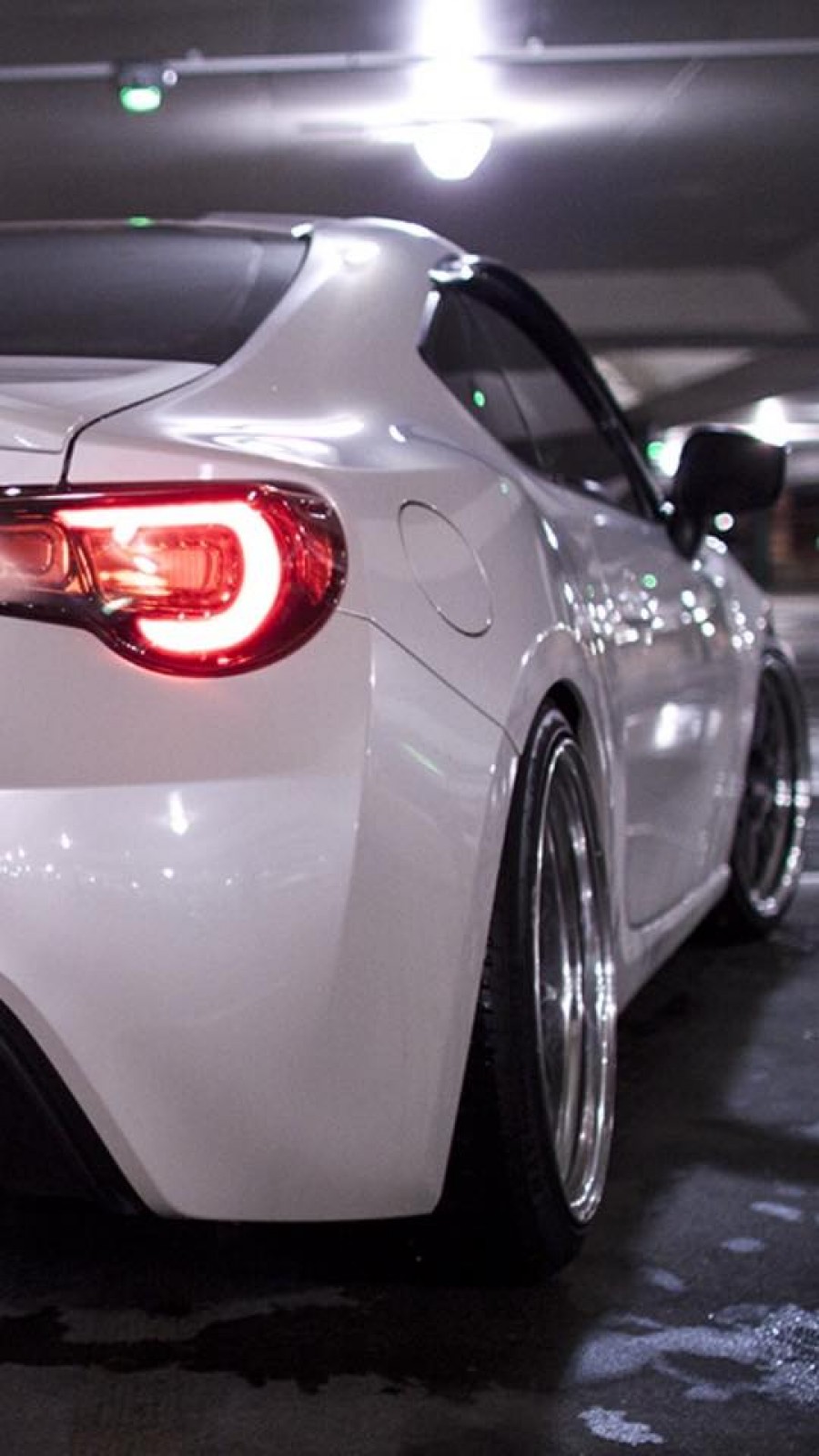 Scion FR-S roues SSR Professor SP3 R18 9J ET29 225/40 ET23