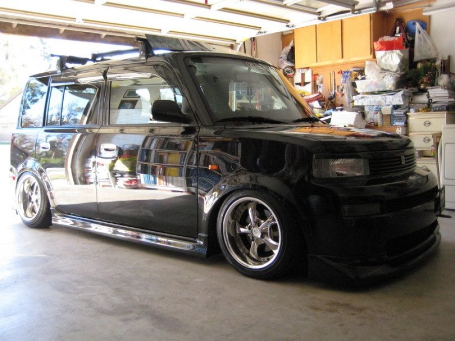 Scion xB roues Work VS-KF R15 7J ET8 175/55 7.5J ET-6