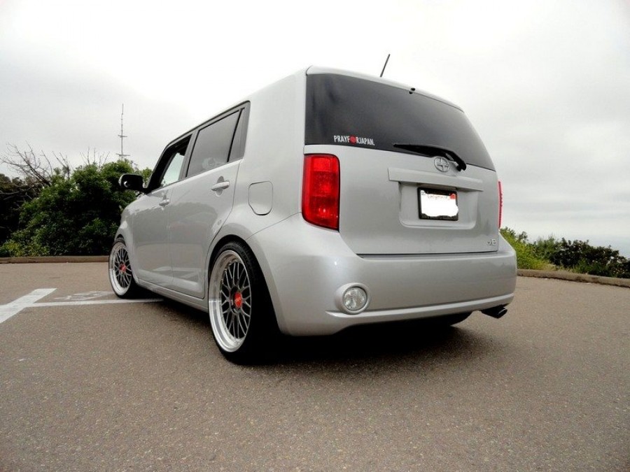 Scion xB roues BBS LM R19 8.5J ET35 235/35 9.5J ET33 245/35