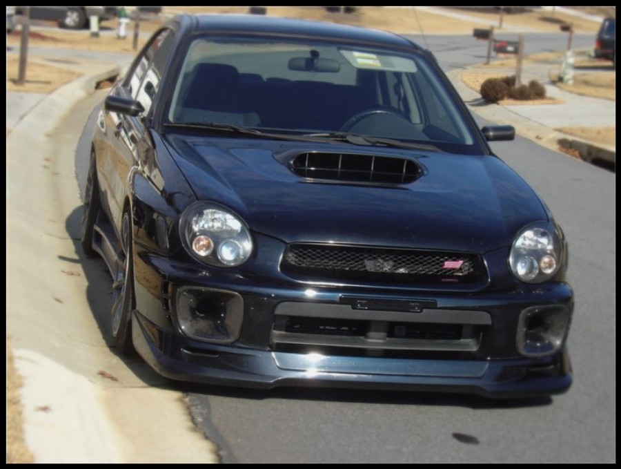 Subaru Impreza roues Rota G-force R18 9J ET32 235/40