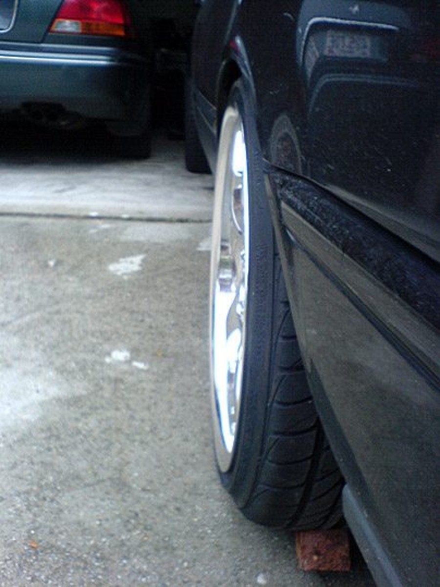 Acura Legend roues Rays Gram Lights 57F Pro R18 8J ET47 215/40 9J 225/40
