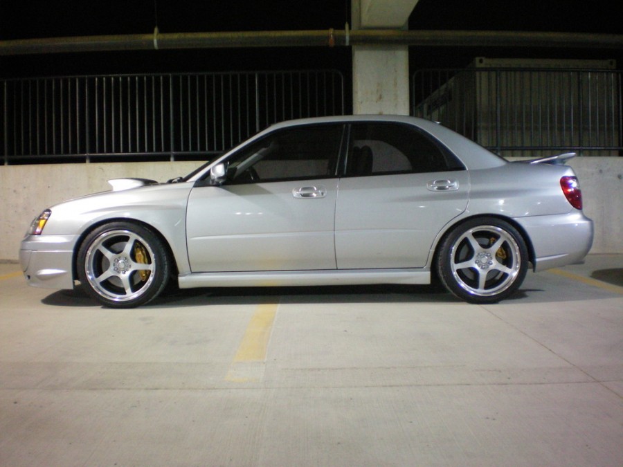 Subaru Impreza roues RoJa Formula 5 R18 9J ET30 255/35 ET35 WRX STI 