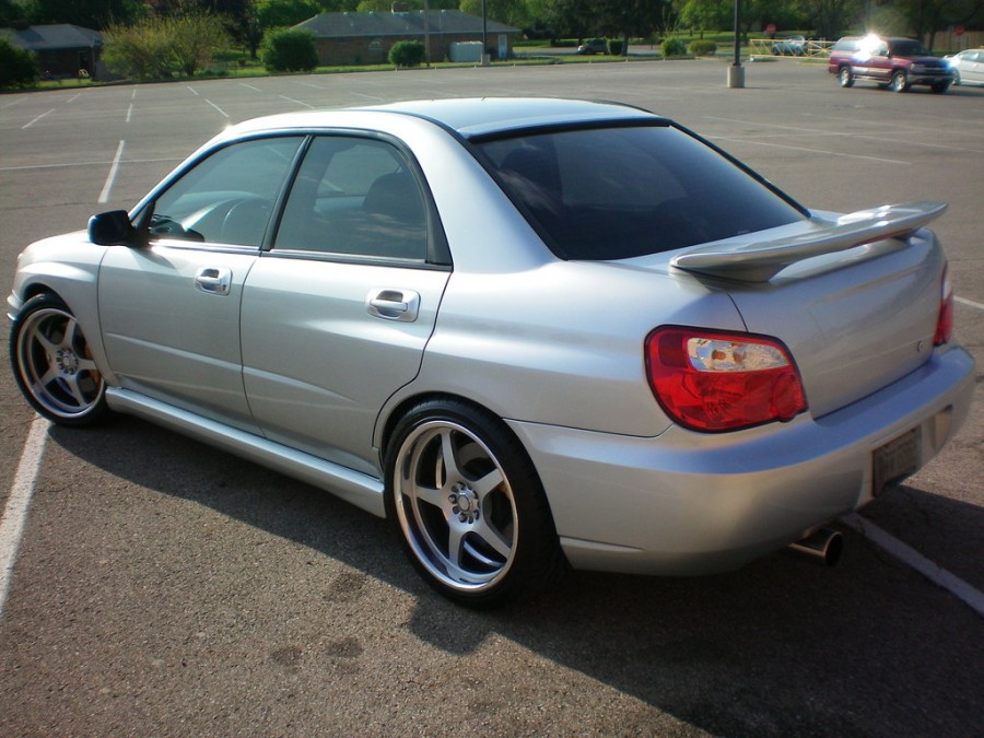 Subaru Impreza roues RoJa Formula 5 R18 9J ET30 255/35 ET35 WRX STI 