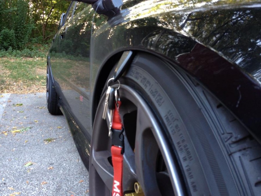 Subaru Impreza roues MB Battle R17 9J ET11 215/45 ET13 WRX STI 