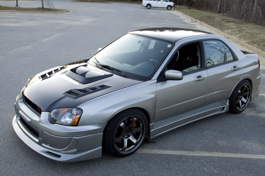 Subaru Impreza roues Rota Grid R18 10J ET35 235/40 WRX STI 