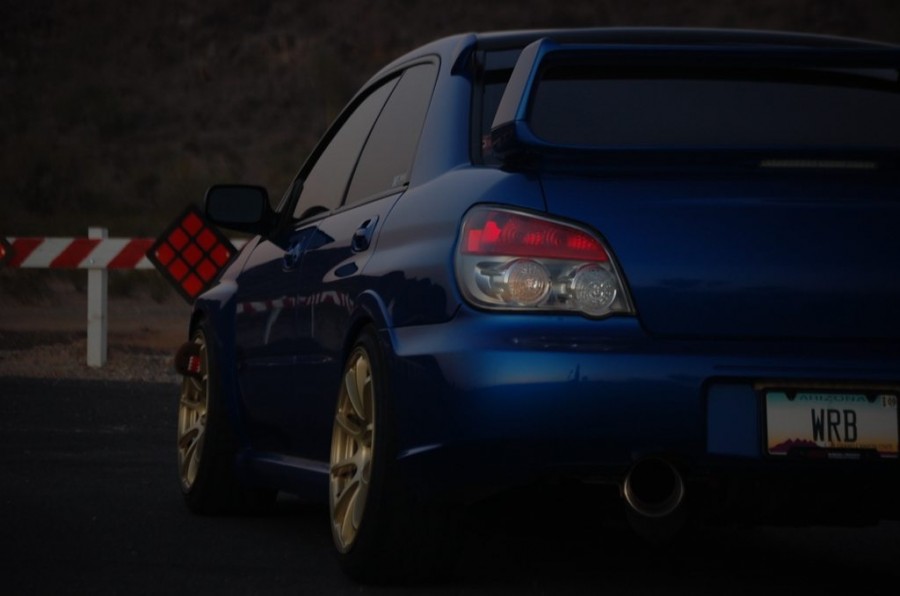 Subaru Impreza roues Rota G-force R18 9J ET30 235/40 WRX STI 
