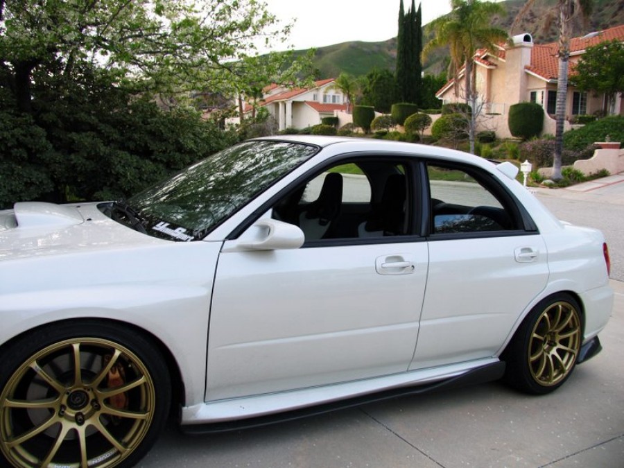 Subaru Impreza roues Advan Yokohama RS R18 10J ET35 265/35 WRX STI 