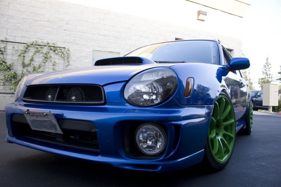 Subaru Impreza roues Rota G-force R18 9J ET35 235/40 WRX Wagon 