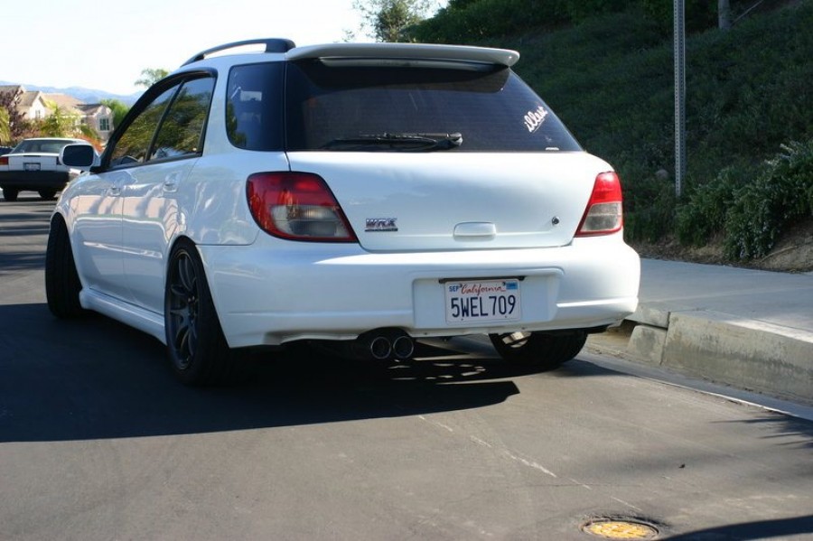 Subaru Impreza GD, GG roues Work Emotion CR KAI R17 9J ET34 235/40 ET41 WRX Wagon 