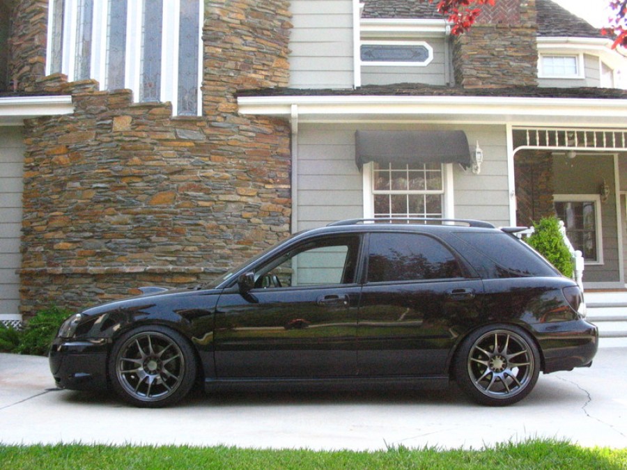 Subaru Impreza GD, GG roues Work Emotion CR KAI R18 9.5J ET32 225/40 ET35 WRX Wagon 