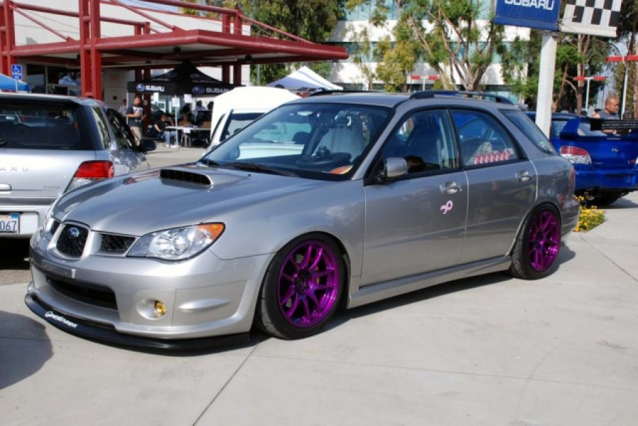Subaru Impreza GD, GG roues Work Emotion CR KAI R17 9J ET44 225/45