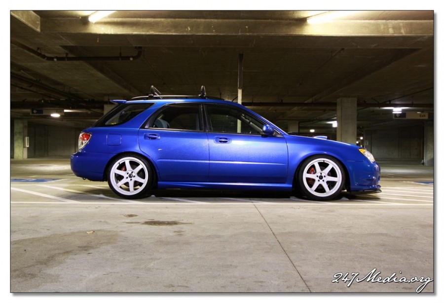 Subaru Impreza roues Rota Grid R18 9.5J ET38 225/40 ET35 WRX Wagon 