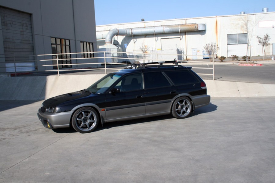 Subaru Legacy BD, BG, BK roues SSR Competition Type C R18 8J ET48 225/40