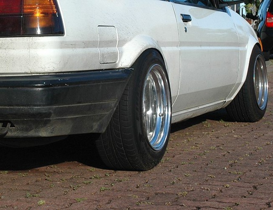 Toyota Corolla Levin AE85/AE86 roues Work Equip 03 R14 8J ET-15 185/60 8.5J ET-22 195/60