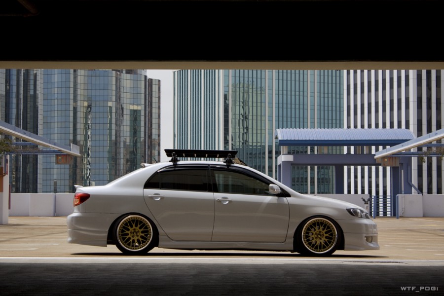 Toyota Corolla E120/E130 roues Work VS-XX R18 8J ET26 215/40 9.5J ET32 225/40