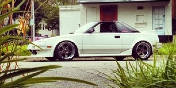 Toyota MR2