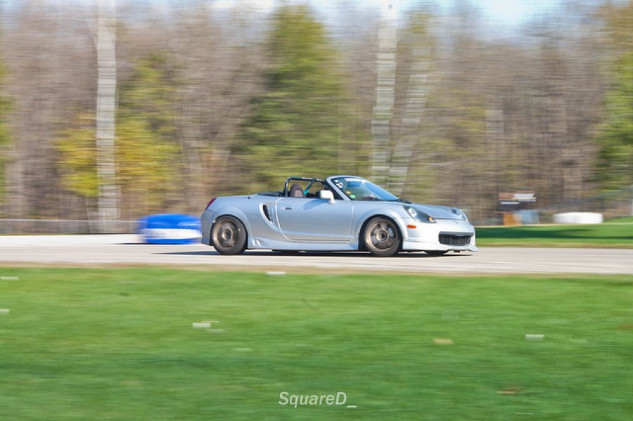 Toyota MR2 roues Rays Volk Racing TE37 R16 8J ET42 205/40 205/45