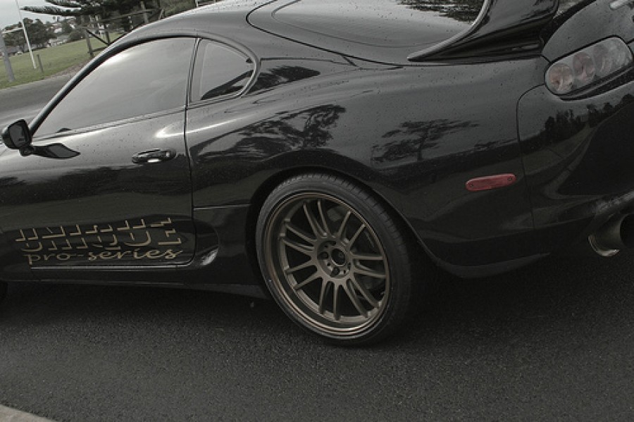 Toyota Supra A80 roues Rays Volk Racing RE30 R19 9J ET25 245/35 Volk Racing GT30 11J 285/30