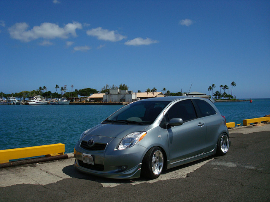Toyota Yaris roues SSR Vienna Kreis R15 7.5J ET13 175/50