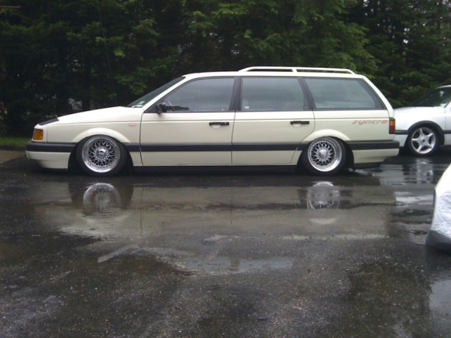 Volkswagen Passat B3 roues BBS RS R15 8.5J ET11 195/45