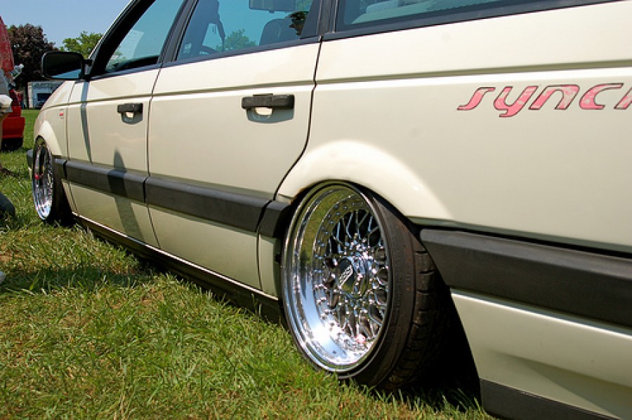 Volkswagen Passat B3 roues BBS RS R15 8.5J ET11 195/45