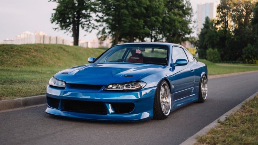 Nissan Silvia S15 roues Work VS-XX R18 10J 215/40 11.5J 225/40
