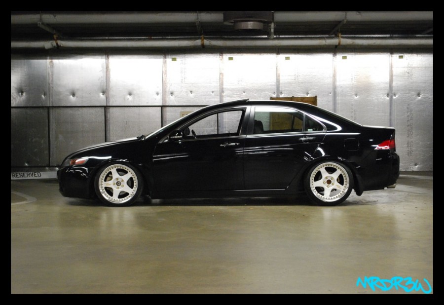 Acura TSX CL9 roues SSR Koenig Monster R18 8J ET35 205/40 9J 215/40
