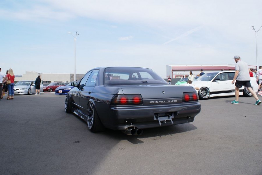 Nissan Skyline R32 roues CST Hyper Zero 1 R17 9.5J ET15 215/40 4doors 