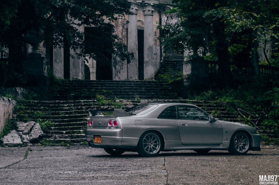 Nissan Skyline R33 roues Rays Volk Racing CE28N R18 9.5J ET20 GT-R V-Spec 