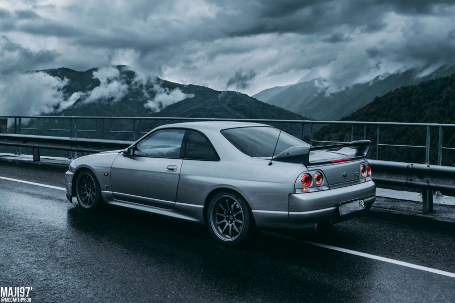 Nissan Skyline R33 roues Rays Volk Racing CE28N R18 9.5J ET20 GT-R V-Spec 