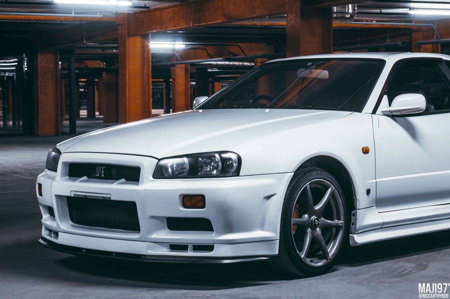 Nissan Skyline R34 roues OEM Nissan Skyline R34 GTR R18 9J ET30 GT-R V-Spec 
