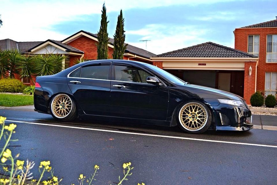 Acura TSX roues Work VS-XX R18 9J ET34 215/40 10J ET35 235/40