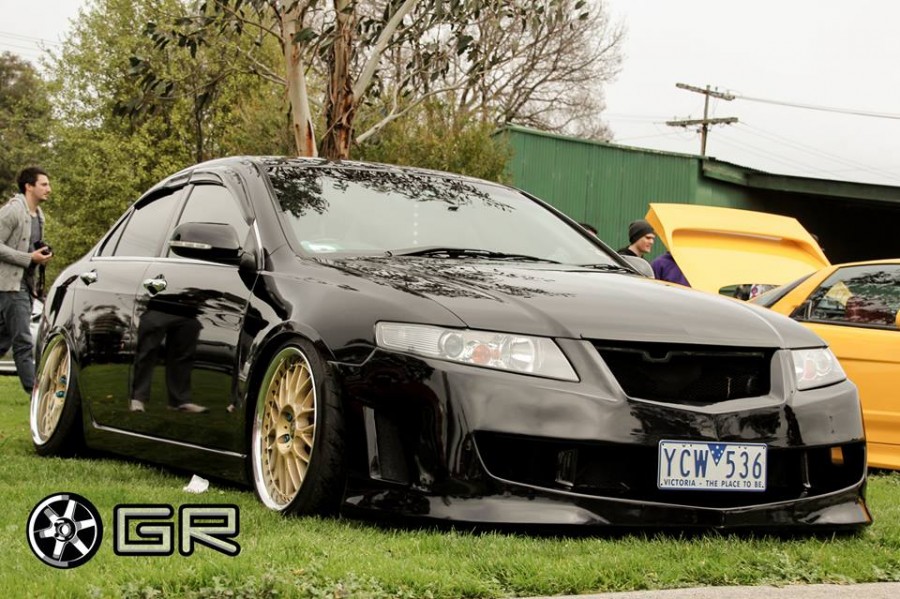 Acura TSX roues Work VS-XX R18 9J ET34 215/40 10J ET35 235/40