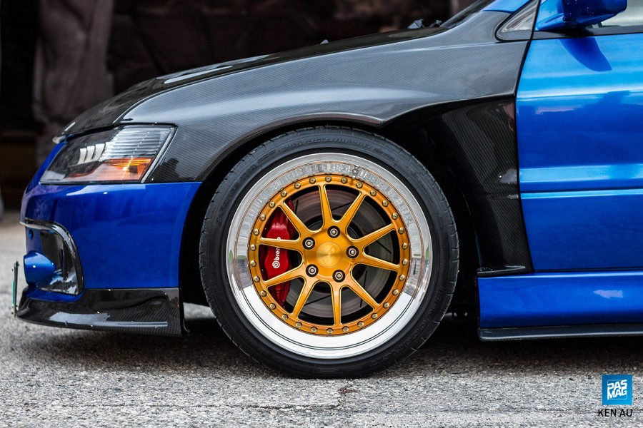 Mitsubishi Lancer Evolution VIII roues CCW R18 10J ET15 255/35