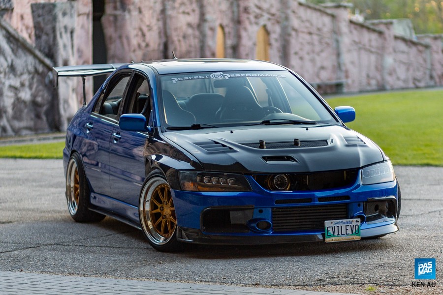 Mitsubishi Lancer Evolution VIII roues CCW R18 10J ET15 255/35