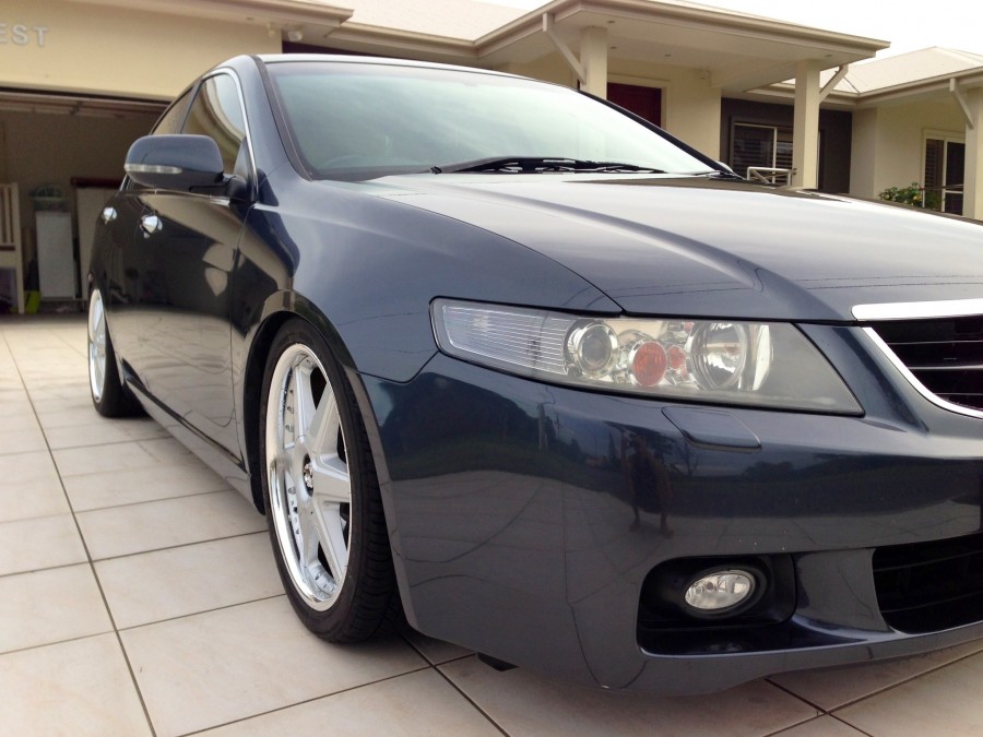 Acura TSX CL9 roues Racing hart R18 7.5J ET42 225/40 8J ET35
