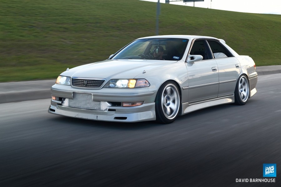 Toyota Mark II 100 roues Advan Yokohama TC-3 R18 9J ET25 235/40 10J ET35 265/35