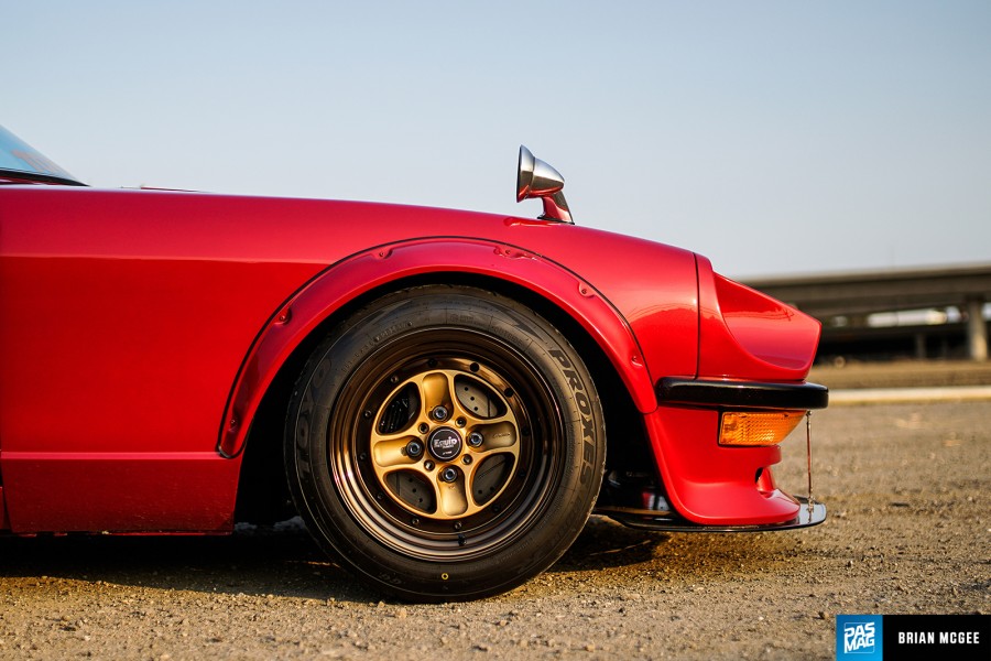 Datsun 240Z roues Work Equip 40 R15 9.5J ET-22 205/50 10.5J ET-25 225/50