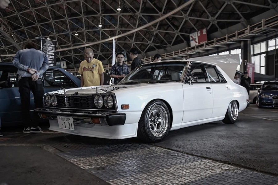 Nissan Skyline C210 roues Work Equip 40