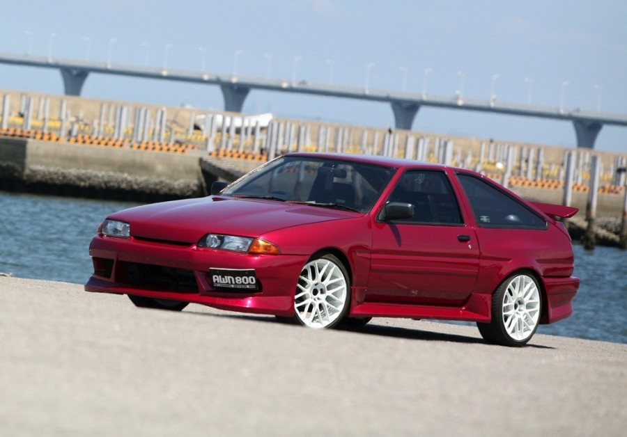 Toyota Corolla Levin AE85/AE86 