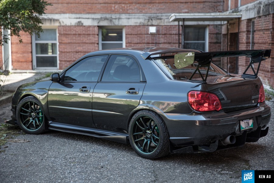 Subaru Impreza GD, GG roues Work Emotion CR2P R18 9.5J ET38 255/35 WRX STI 