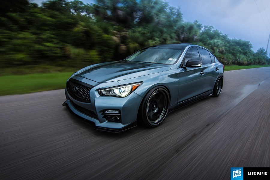 Infiniti Q50 roues Cosmis XT-006R R20 9.5J ET10 255/35