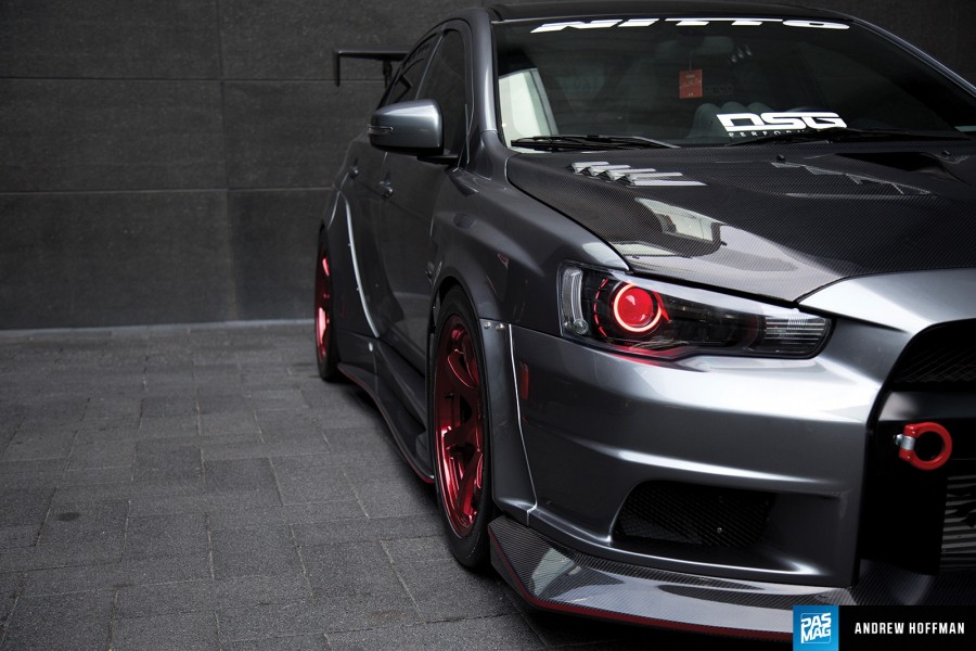 Mitsubishi Lancer Evolution X roues Rays Gram Lights 57DR R18 10.5J ET12 295/35 Final Edition 