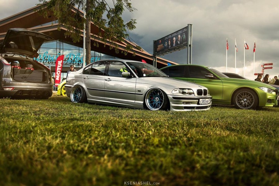 BMW 3 series E46 roues BBS RS2 R18 10.5J 11.5J
