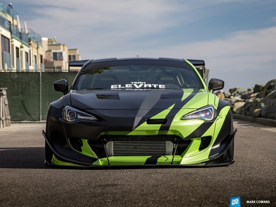 Scion FR-S roues Rotiform LVS R18 10.5J ET-17 255/35 12.5J ET-27 285/35