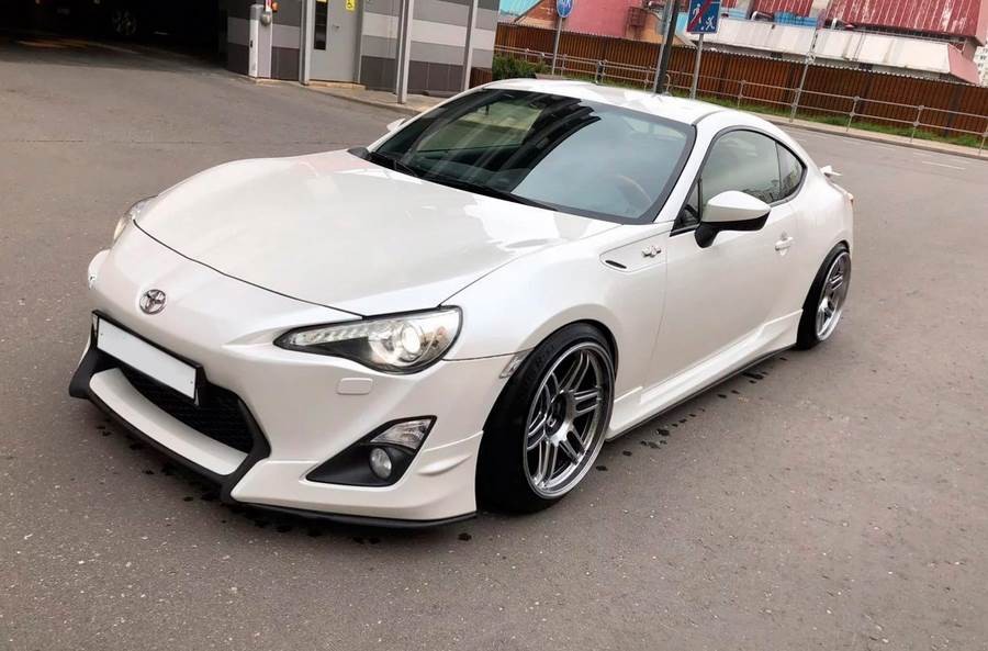 Toyota GT86 roues AME Tracer TM-02 R18 10.5J ET22